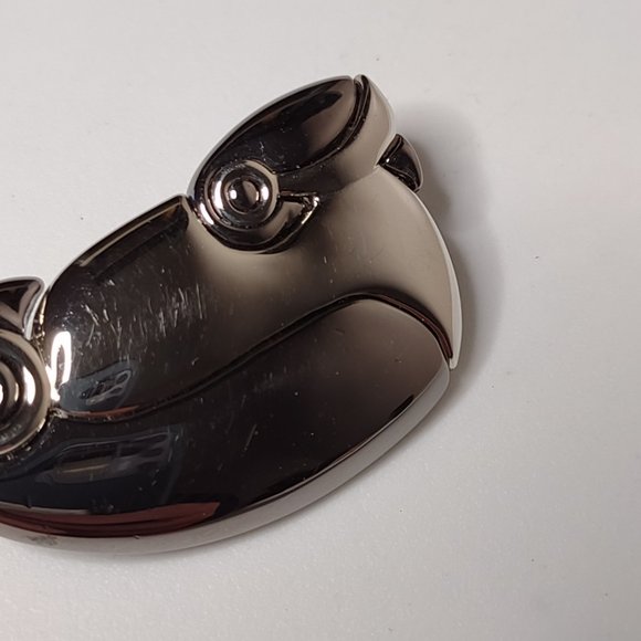 Dark Silver Tone Metal Penguin Brooch - Picture 5 of 11